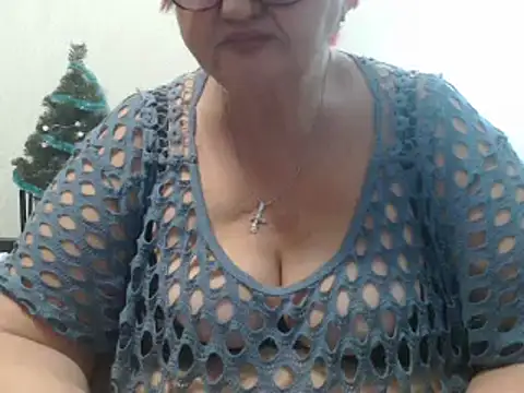 DeniseeRose online show from 01-16-25, 05:23