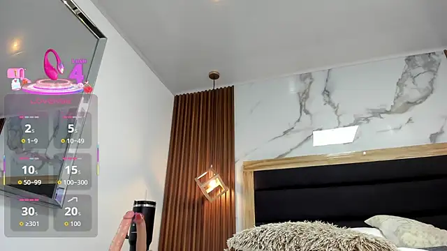Snapshot of ALICIATARLY chatting on 05-16-26, 08:18 ALICIATARLY online show from 05-16-26, 08:18