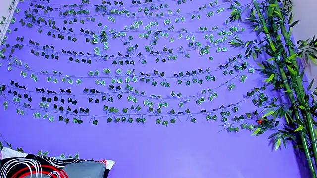 Snapshot of scarlet-jonesx chatting on 02-03-25, 12:47 scarlet-jonesx online show from 02-03-25, 12:47