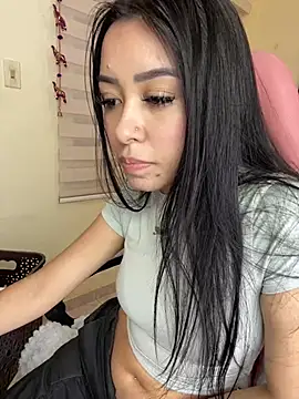 Starliee   online show from 03-18-25, 11:31