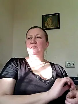 Snapshot of blondyaguar chatting on 03-14-25, 02:08 blondyaguar online show from 03-14-25, 02:08