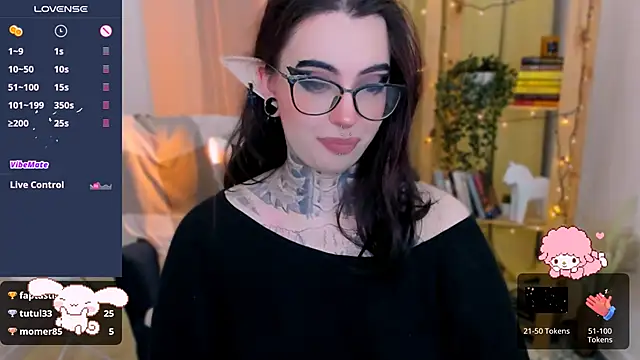 Dixi Pixi  online show from 01-18-25, 08:52