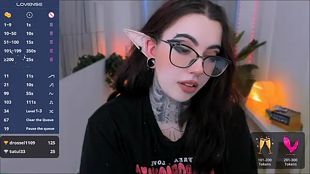 Dixi Pixi  online show from 02-23-25, 08:49