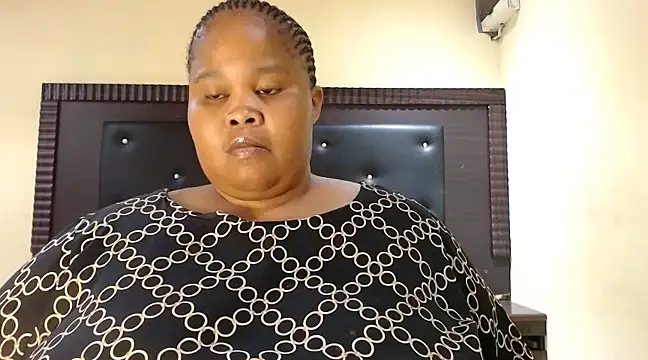 19bootylicious online show from 02-19-25, 04:33