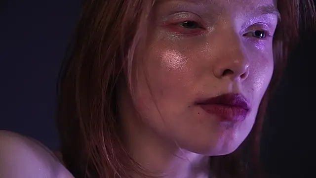 ginger hugs online show from 02-21-25, 04:40