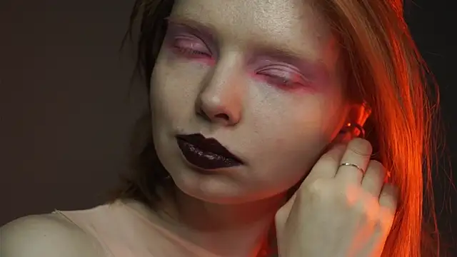 ginger hugs online show from 03-19-25, 10:09