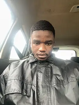 HottSledge online show from 11-18-25, 05:12