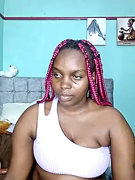 Snapshot of freaky_j_ chatting on 12-16-24, 01:42 freaky j online show from 12-16-24, 01:42