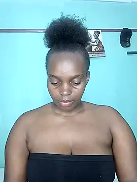 Snapshot of freaky_j_ chatting on 12-19-24, 04:02 freaky j online show from 12-19-24, 04:02