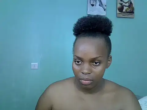 Snapshot of freaky_j_ chatting on 02-05-25, 02:29 freaky j online show from 02-05-25, 02:29