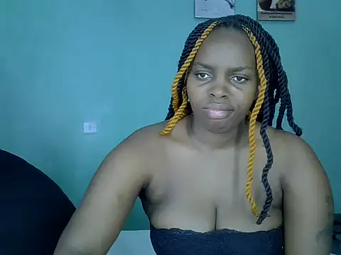 Snapshot of freaky_j_ chatting on 03-03-25, 01:53 freaky j online show from 03-03-25, 01:53