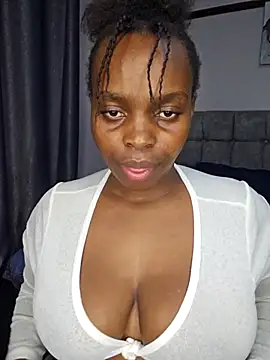 Snapshot of freaky_j_ chatting on 12-01-25, 08:03 freaky j online show from 12-01-25, 08:03