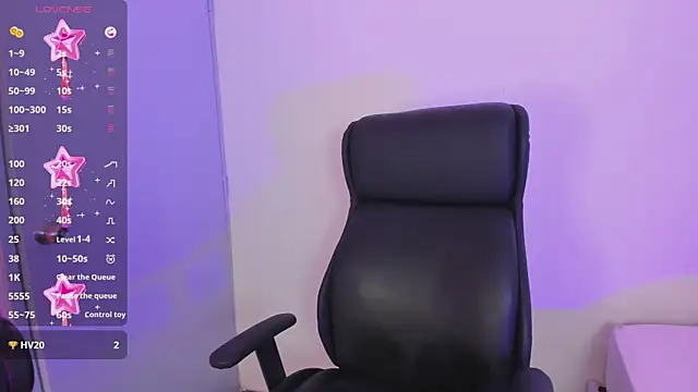 Snapshot of MissSussy chatting on 02-08-25, 09:04 MissSussy online show from 02-08-25, 09:04