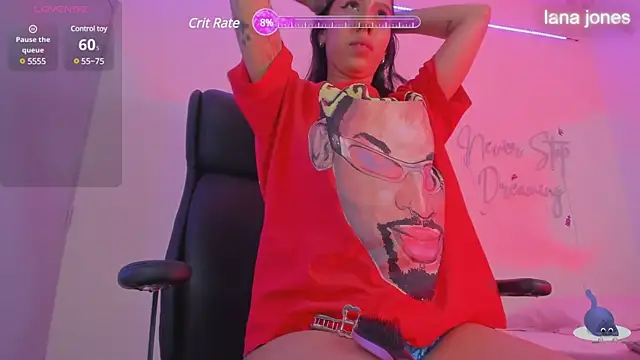 Snapshot of MissSussy chatting on 03-04-25, 09:18 MissSussy online show from 03-04-25, 09:18