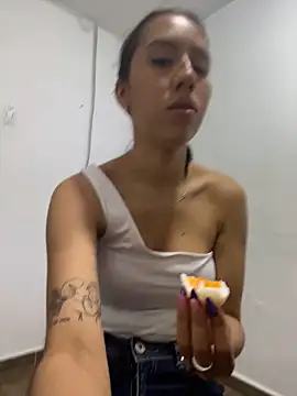 Snapshot of MissSussy chatting on 03-11-25, 03:05 MissSussy online show from 03-11-25, 03:05