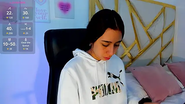 Snapshot of MissSussy chatting on 10-02-25, 11:39 MissSussy online show from 10-02-25, 11:39