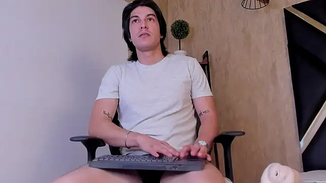 Karimferrer online show from 11-10-25, 07:57