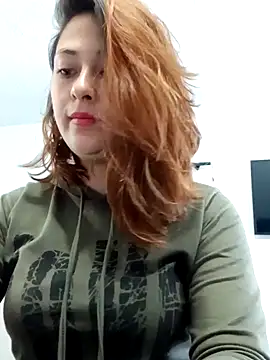 Snapshot of LisbethMoore_ chatting on 01-20-25, 04:12 LisbethMoore online show from 01-20-25, 04:12