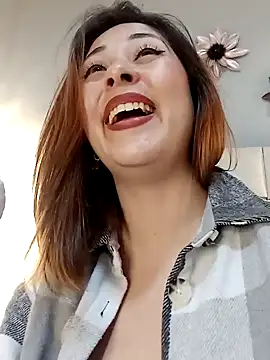 Snapshot of LisbethMoore_ chatting on 01-23-25, 06:56 LisbethMoore online show from 01-23-25, 06:56