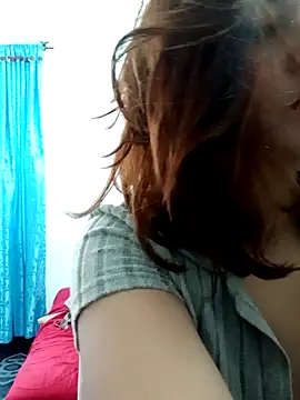 Snapshot of LisbethMoore_ chatting on 02-05-25, 01:00 LisbethMoore online show from 02-05-25, 01:00