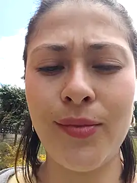 Snapshot of LisbethMoore_ chatting on 02-13-25, 04:28 LisbethMoore online show from 02-13-25, 04:28