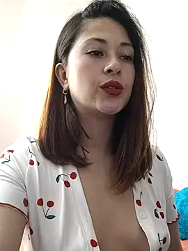 Snapshot of LisbethMoore_ chatting on 03-12-25, 02:45 LisbethMoore online show from 03-12-25, 02:45