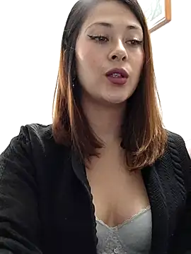 Snapshot of LisbethMoore_ chatting on 03-13-25, 01:40 LisbethMoore online show from 03-13-25, 01:40