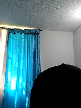 Snapshot of LisbethMoore_ chatting on 03-15-25, 04:10 LisbethMoore online show from 03-15-25, 04:10