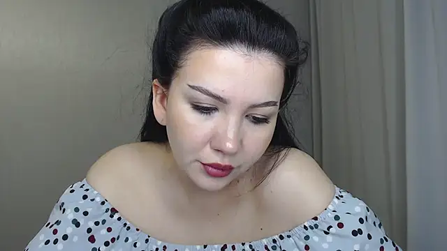 Snapshot of AlexaCruze chatting on 11-14-25, 05:44 AlexaCruze online show from 11-14-25, 05:44