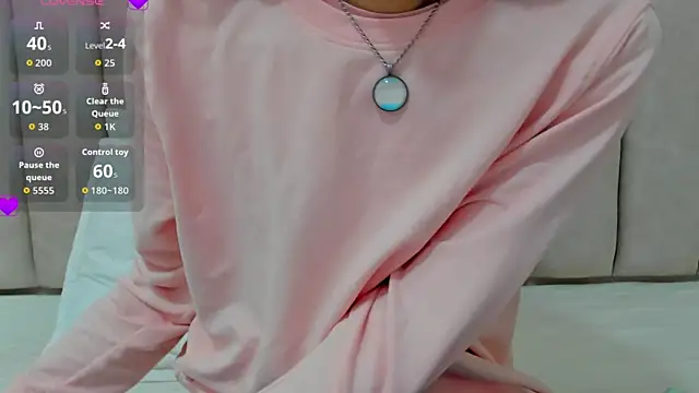 FreyaMoller online show from 10-06-25, 07:00