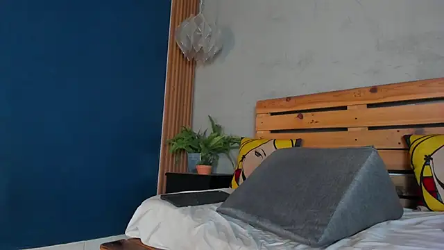 french sexx online show from 01-17-25, 04:28