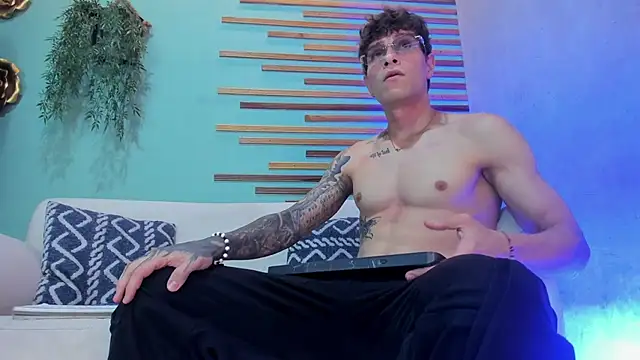 french sexx online show from 11-25-25, 07:25