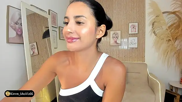 Snapshot of Kimm_khalifa chatting on 01-30-25, 07:26 Kimm khalifa online show from 01-30-25, 07:26