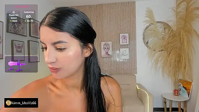 Snapshot of Kimm_khalifa chatting on 02-09-25, 04:07 Kimm khalifa online show from 02-09-25, 04:07