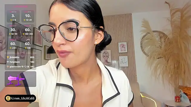 Snapshot of Kimm_khalifa chatting on 02-11-25, 04:01 Kimm khalifa online show from 02-11-25, 04:01