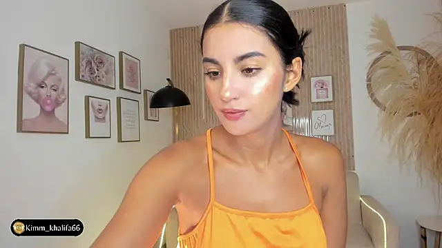 Snapshot of Kimm_khalifa chatting on 02-12-25, 10:26 Kimm khalifa online show from 02-12-25, 10:26