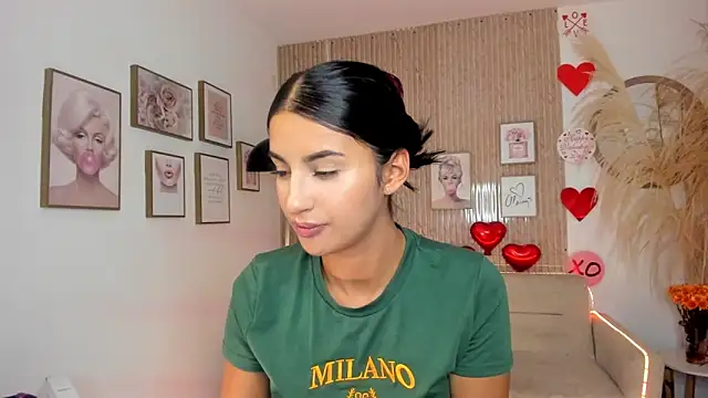 Snapshot of Kimm_khalifa chatting on 02-20-25, 08:03 Kimm khalifa online show from 02-20-25, 08:03