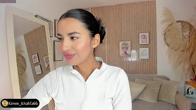 Snapshot of Kimm_khalifa chatting on 03-10-25, 09:40 Kimm khalifa online show from 03-10-25, 09:40