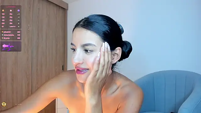 Snapshot of Kimm_khalifa chatting on 03-18-25, 02:15 Kimm khalifa online show from 03-18-25, 02:15