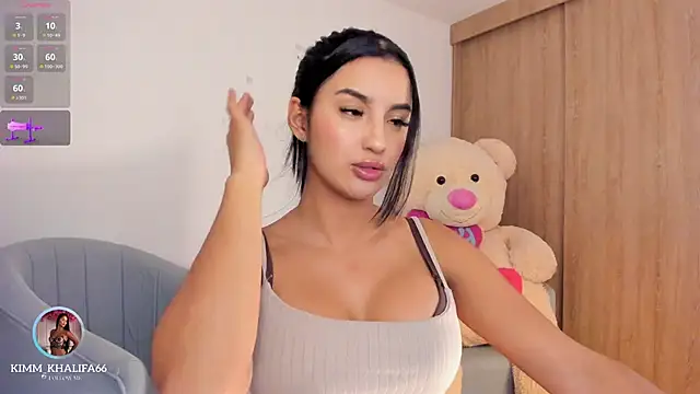 Snapshot of Kimm_khalifa chatting on 11-11-25, 02:11 Kimm khalifa online show from 11-11-25, 02:11