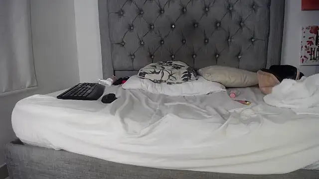 Lillebbw online show from 03-01-25, 05:31