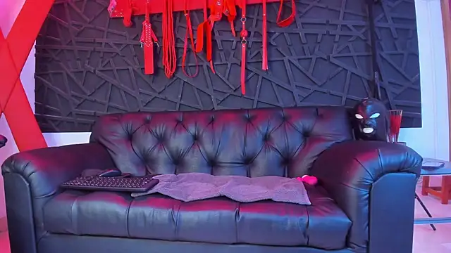 Snapshot of Ivannaakozlov_ chatting on 10-28-25, 08:11 Ivannaakozlov online show from 10-28-25, 08:11