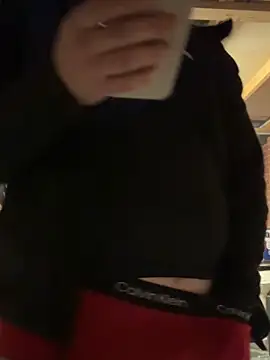 Snapshot of BigBiggs00 chatting on 03-08-25, 03:39 BigBiggs00 online show from 03-08-25, 03:39