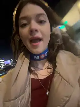 Snapshot of Times__Square chatting on 01-12-25, 04:10 Times Square online show from 01-12-25, 04:10