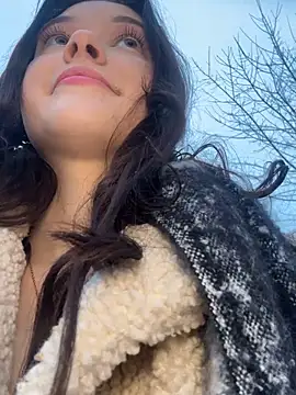 Snapshot of Times__Square chatting on 02-15-25, 05:09 Times Square online show from 02-15-25, 05:09