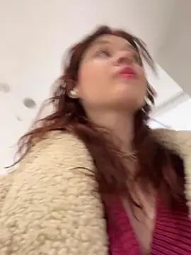 Snapshot of Times__Square chatting on 03-02-25, 08:27 Times Square online show from 03-02-25, 08:27