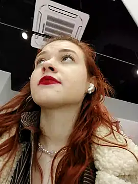 Snapshot of Times__Square chatting on 03-22-25, 07:25 Times Square online show from 03-22-25, 07:25