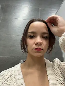 Snapshot of Times__Square chatting on 12-14-25, 03:12 Times Square online show from 12-14-25, 03:12