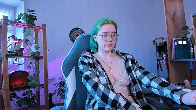 alisahug online show from 03-11-25, 04:10