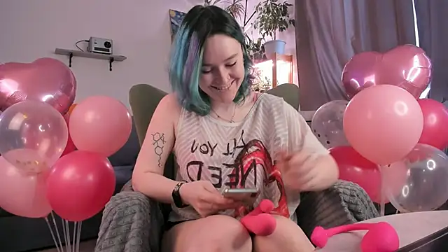 alisahug online show from 12-02-25, 08:41